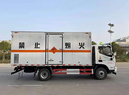 沐川爆破器材运输车